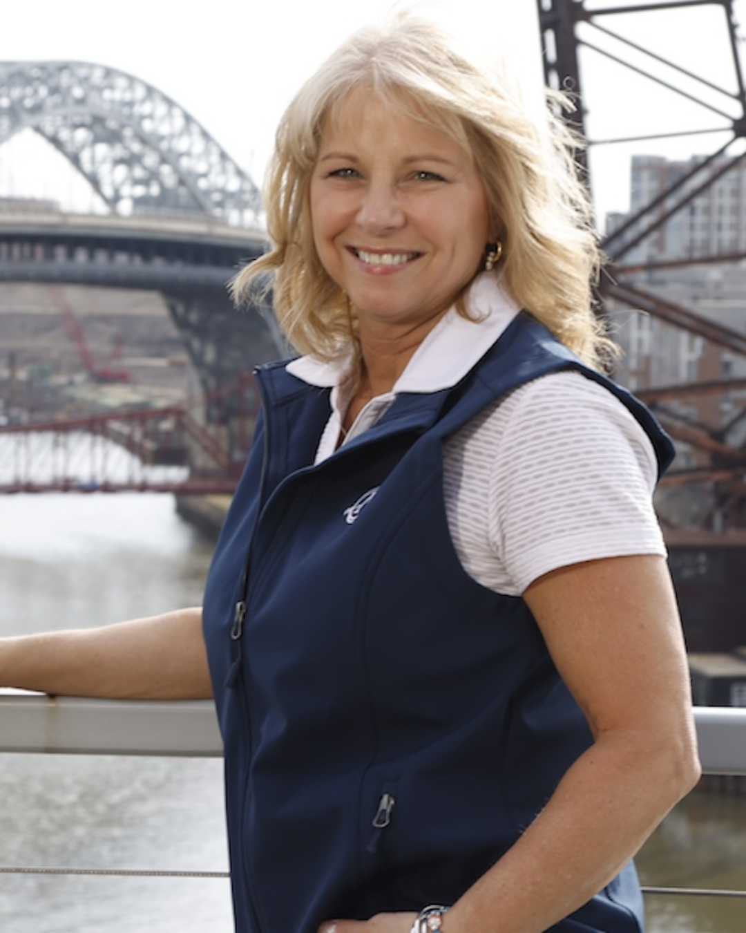 Holly Roe - Navigate